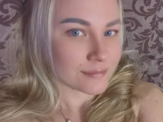 EllaSpark – webcam model profile photo Image 3