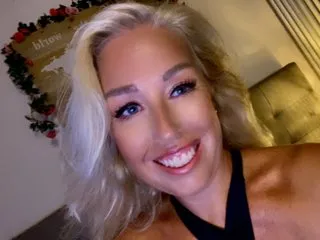 SophieBlaake – webcam model profile photo Image 4