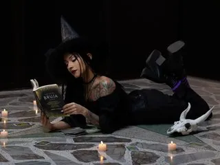 Gattino_Cattivo – webcam model profile photo Image 2