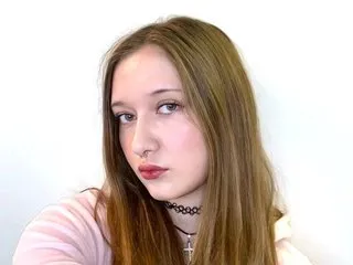 SandiSquirts – webcam model profile photo Image 3