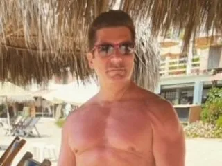 Live with PeterHughes on FliCam