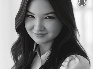 Luna_Raay – webcam model profile photo Image 3