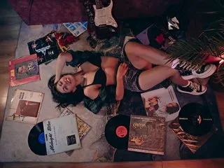 SandiSquirts – webcam model profile photo Image 3