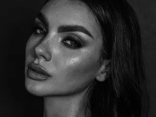 CheekyChels – webcam model profile photo Image 3