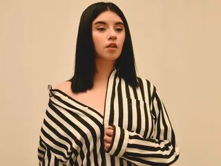 SaraRoberts19 Image 2