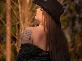 CarolineMonroy – webcam model profile photo Image 2