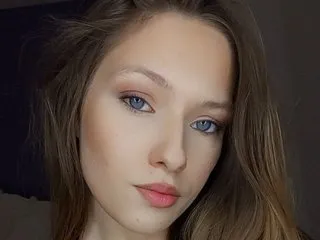 MaddyStonne – webcam model profile photo Image 3