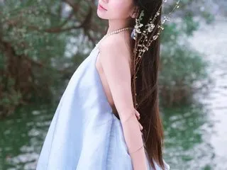 VaniaLee – webcam model profile photo Image 2