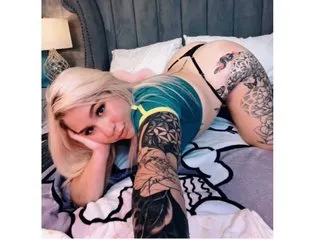 TeenieMarie – webcam model profile photo Image 4