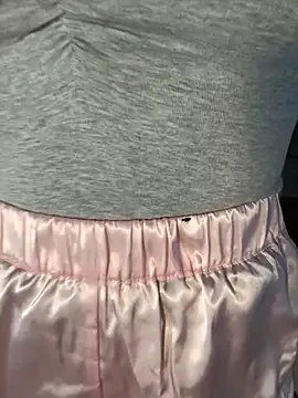 EmberRoseXXX – webcam model profile photo Image 7