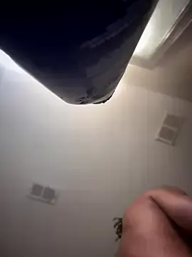 sexmittennjoytoy – webcam model profile photo Image 12