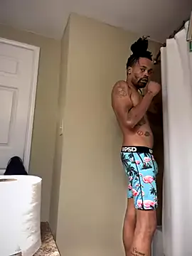 sexmittennjoytoy – webcam model profile photo Image 13