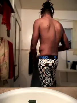 sexmittennjoytoy – webcam model profile photo Image 17