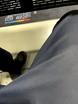 ArianaSole – webcam model profile photo Image 15