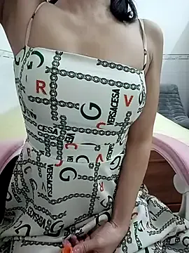 Live with VivianNash on FliCam Image 18