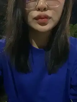 Live with HoneyBaby-001 on FliCam Image 14