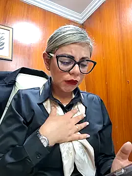 Horny_Stepmom – webcam model profile photo Image 19