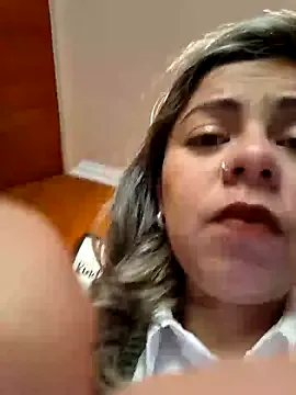 HanaSong – webcam model profile photo Image 9
