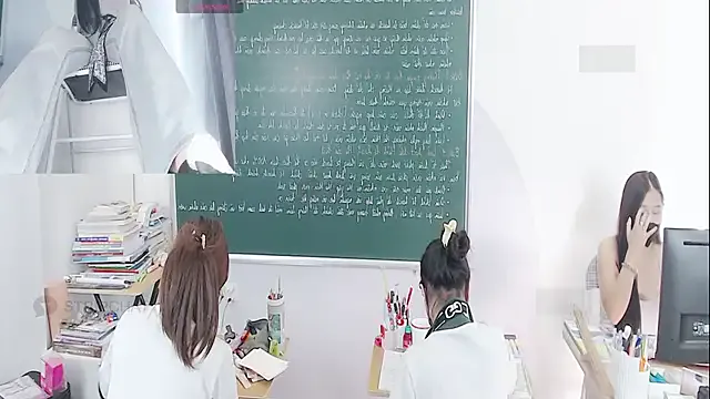 KimKelly13 – webcam model profile photo Image 12