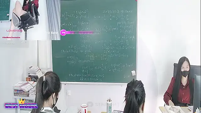 KimKelly13 – webcam model profile photo Image 4