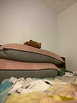 perla_kem_ – webcam model profile photo Image 5