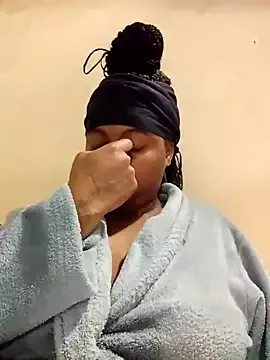 __Miray__ – webcam model profile photo Image 14