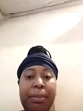 __Miray__ – webcam model profile photo Image 17