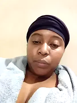 __Miray__ – webcam model profile photo Image 4