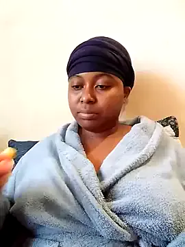 __Miray__ – webcam model profile photo Image 7