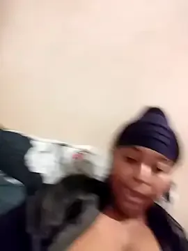 __Miray__ – webcam model profile photo Image 8