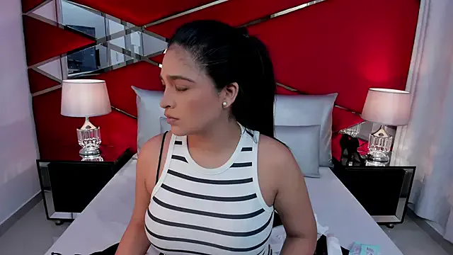 emprexkala – webcam model profile photo Image 14