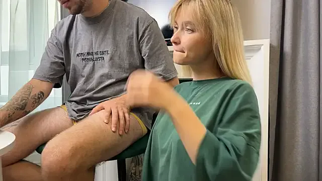 LennaVoss – webcam model profile photo Image 15