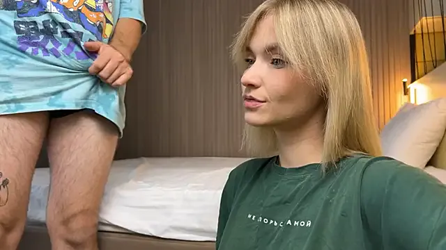 LennaVoss – webcam model profile photo Image 18