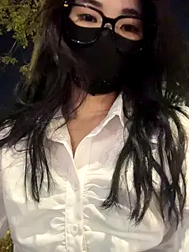 HotNSensual – webcam model profile photo Image 13