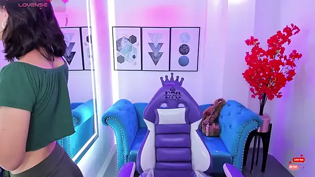 Sanaawest – webcam model profile photo Image 17