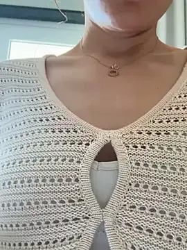 alana15 Image 13