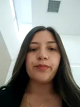 SandiSquirts – webcam model profile photo Image 17