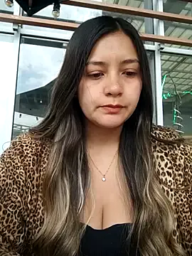 SandiSquirts – webcam model profile photo Image 19