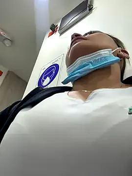 Shalu_G – webcam model profile photo Image 3