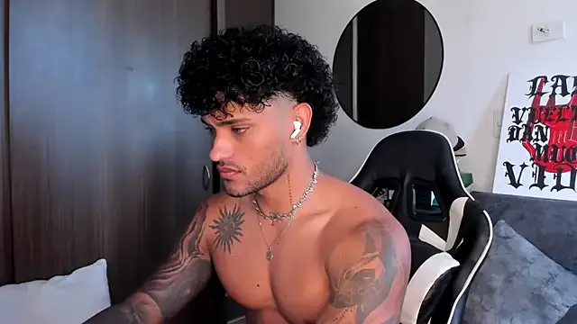 ZoeMurphy – webcam model profile photo Image 19