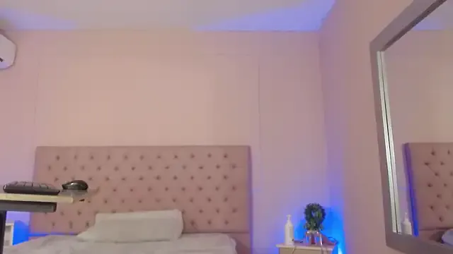 _Crystal_evains – webcam model profile photo Image 4