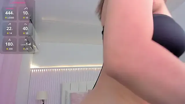 Brunettexio – webcam model profile photo Image 17