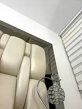 Evelyn_Evyyy – webcam model profile photo Image 14