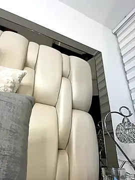 Evelyn_Evyyy – webcam model profile photo Image 18