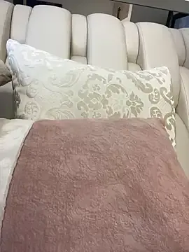 Evelyn_Evyyy – webcam model profile photo Image 3