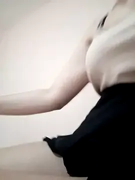 alanna_Micheles – webcam model profile photo Image 10