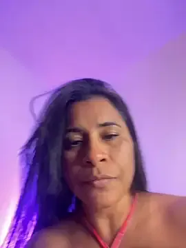 TeenieMarie – webcam model profile photo Image 3