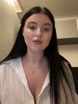 CarolineHailey – webcam model profile photo Image 12