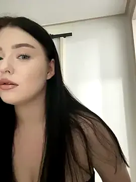 CarolineHailey – webcam model profile photo Image 4