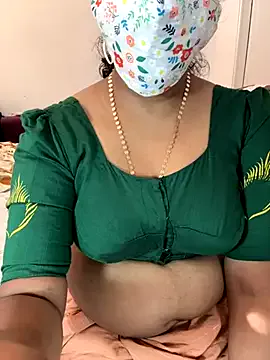 Hii_Lolla – webcam model profile photo Image 10